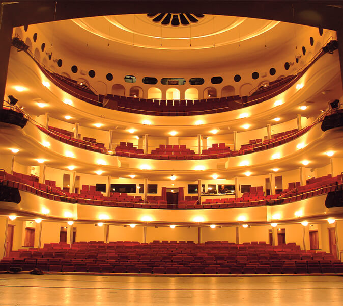 Theatre hall of the Großes Haus at the Braunschweig State Theatre.