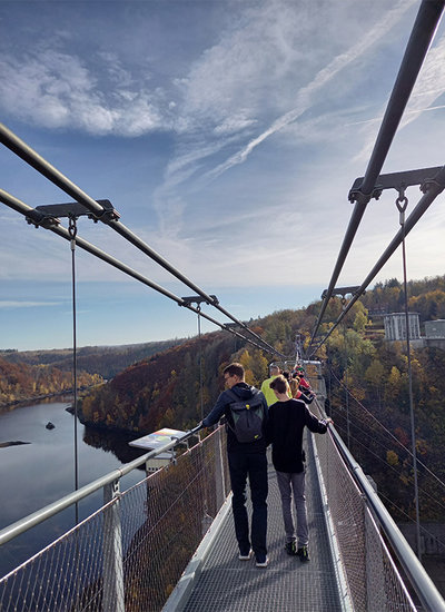 Harzdrenalin Outdoor Beschallung mit bester Sprachverständlichkeit durch Pan Speaker an Hängebrücke